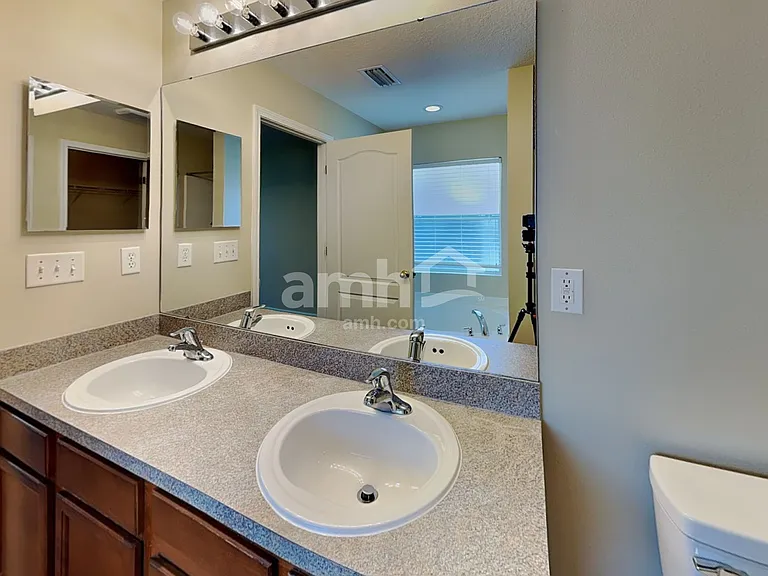 3888 Falcon Crest Dr — Photo 10