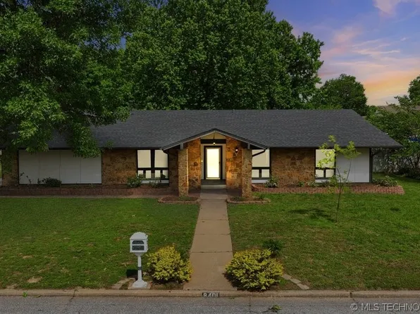 8401 S Fawnwood Ct, Broken Arrow, OK 74011
