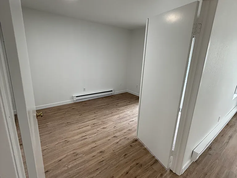 Whitman Place Apartments — Photo 7