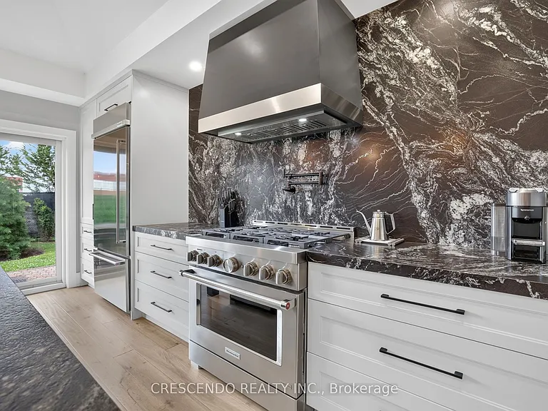 15 Southbury Manor Dr — Photo 20