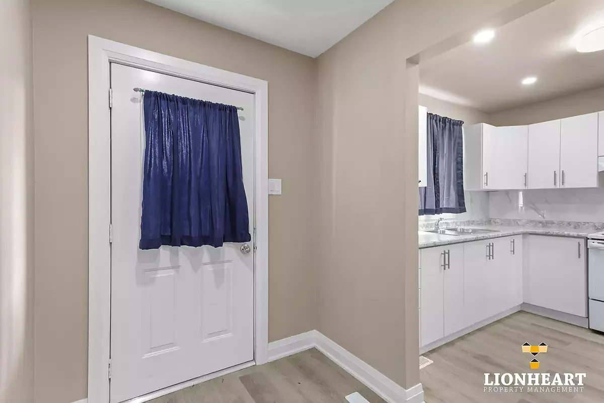 6 - 190, Fleming Drive, London, Ontario, N5V 5B8 — Photo 2