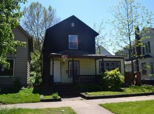 1052 Dayton St SW, Grand Rapids, MI 49504