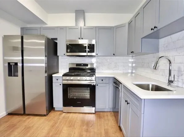 143 Zabriskie St Floor 2, Jersey City, NJ 07307