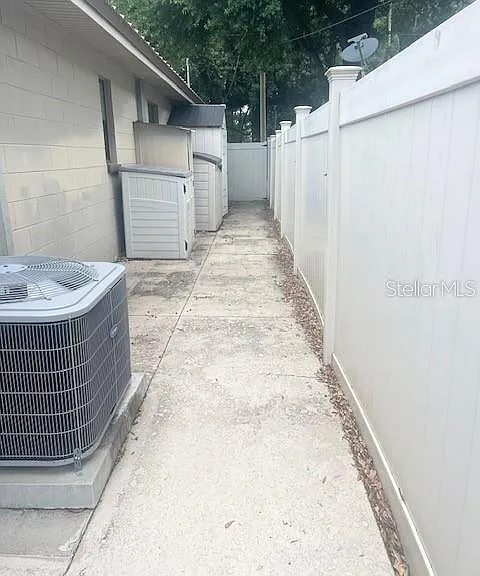 3804 W Hamilton Ave — Photo 13