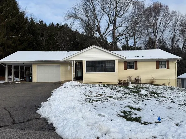 7 Kelly Drive, Wheeling, WV 26003