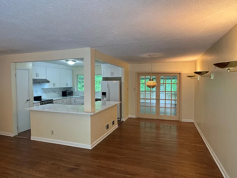 3982 Admiral Dr — Photo 8