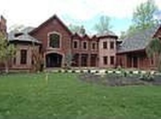 69 E Lake Rd, Kinnelon Borough, NJ 07405