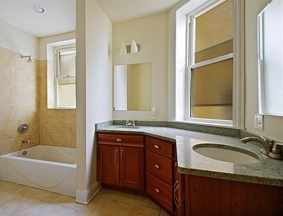 3rd image of 3317 W Potomac Ave #1