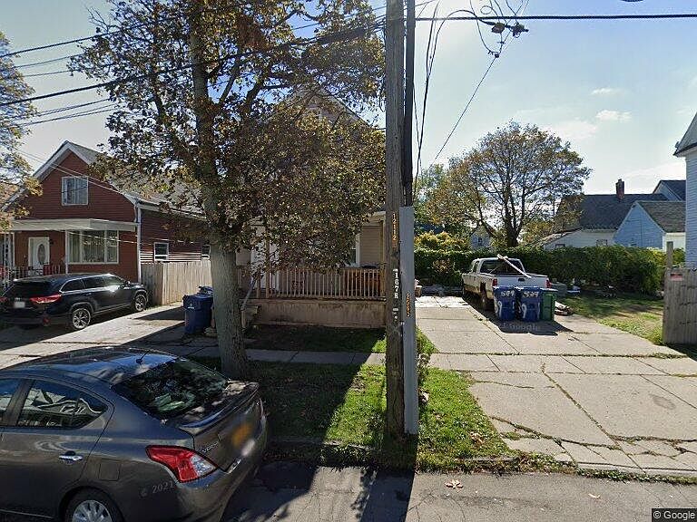 1st image of 167 Grace St #3