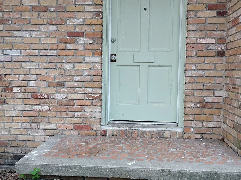 106 N 20th Ave #B — Photo 3