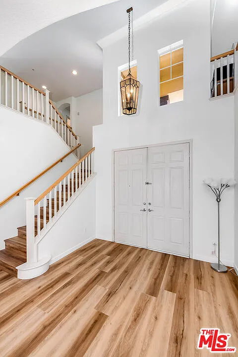 3 bed, 2.5 bath, 2909 sqft, $7,500 — Photo 4