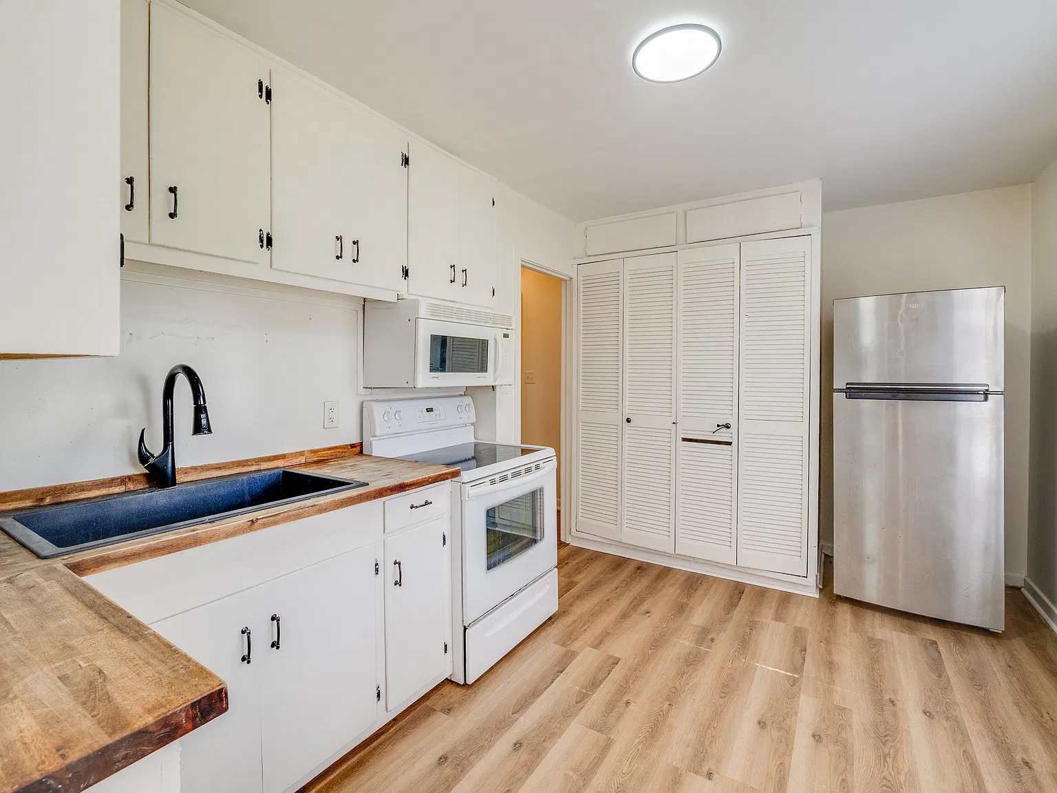 110 Schley St — Photo 4