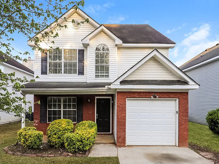 2432 Wood Bend Ln — Photo 1