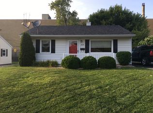 829 W Ridgemont Rd, Peoria, IL 61614