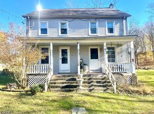 511 Spring St, Belvidere, NJ 07823