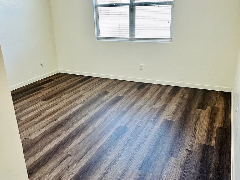 12628 W Northview Ave — Photo 22