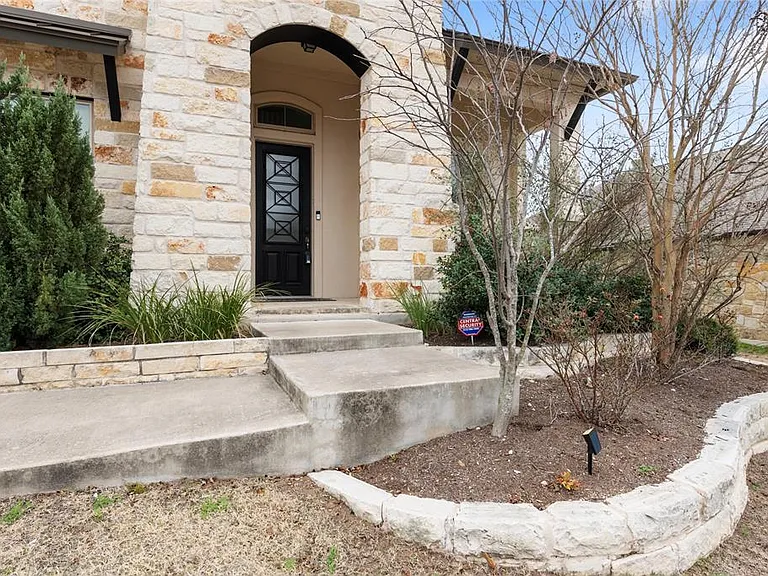 12905 Padua Dr — Photo 2