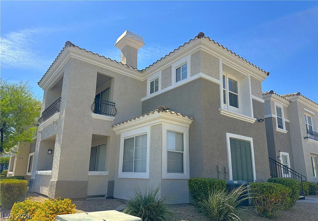 2 bed, 2.0 bath, 1175 sqft, $1,395 — Photo 1