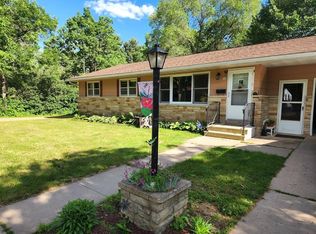 816 W 4th St, Mosinee, WI 54455