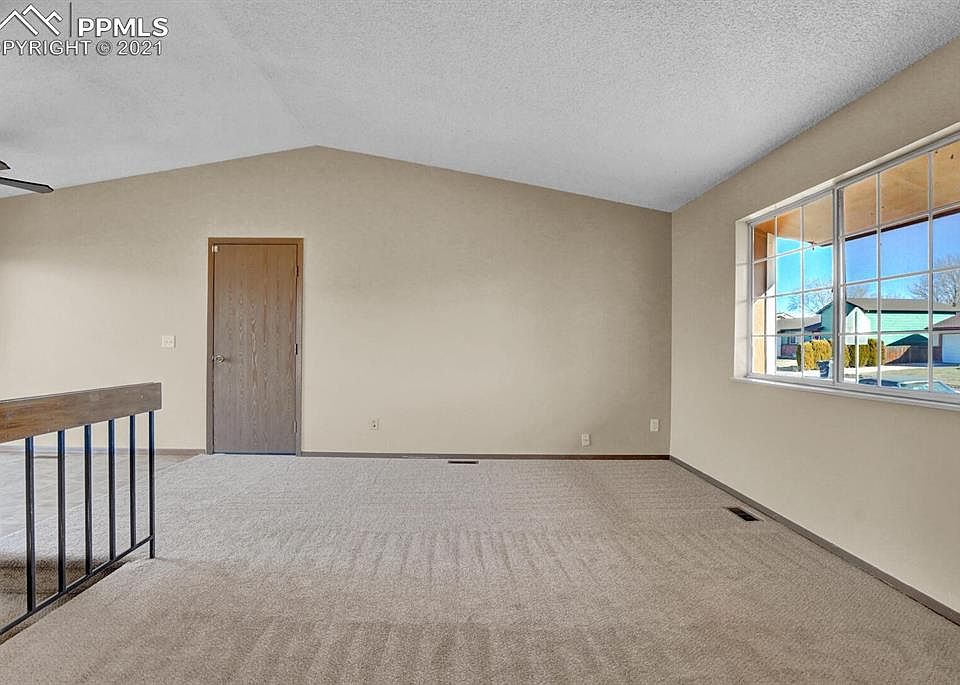 2070 Farnsworth Dr, Colorado Springs, CO 80916 Zillow