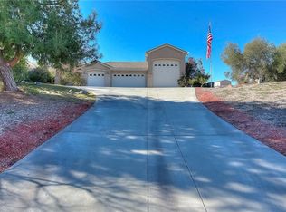 18339 Fort Lauder Ln, Lake Mathews, CA 92570