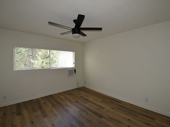 5th image of 6245 Cahuenga Blvd #7