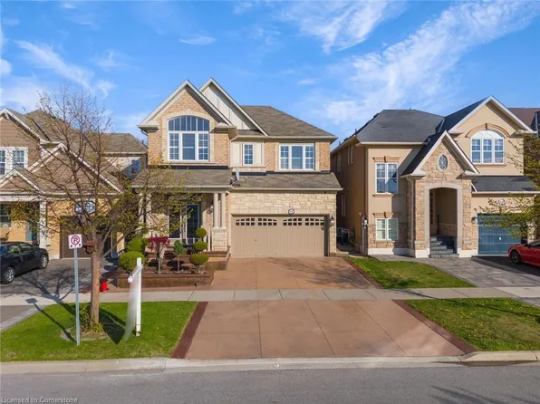 952 Clark Blvd, Milton, ON L9T 6P6