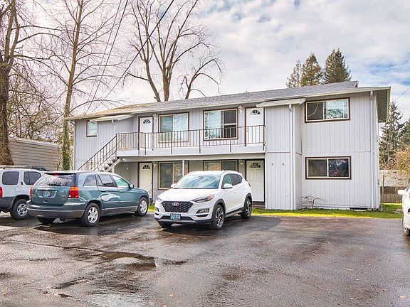2nd image of 14305 SE Arista Dr