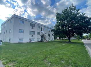 520 Almond St N #10, Cannon Falls, MN 55009