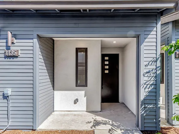 1135 Esther Ct, Palo Alto, CA 94303