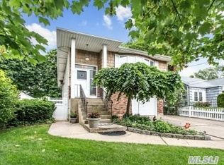 25 Harvard St, Valley Stream, NY 11580