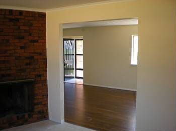 4th image of 505 Lone Oak Dr