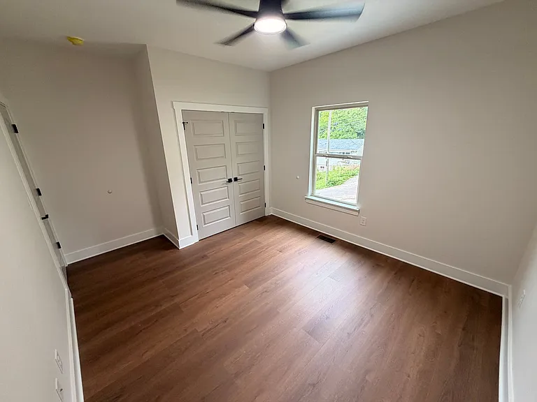 2417 Waverly St NW — Photo 12