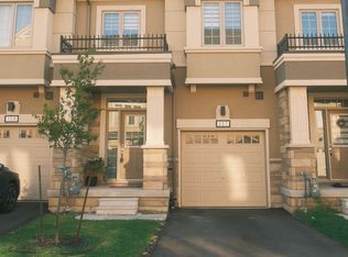 305 Garner Rd W #117, Hamilton, ON L9G3K9