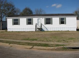 16407 Sapphire Ct, Loxley, AL 36551