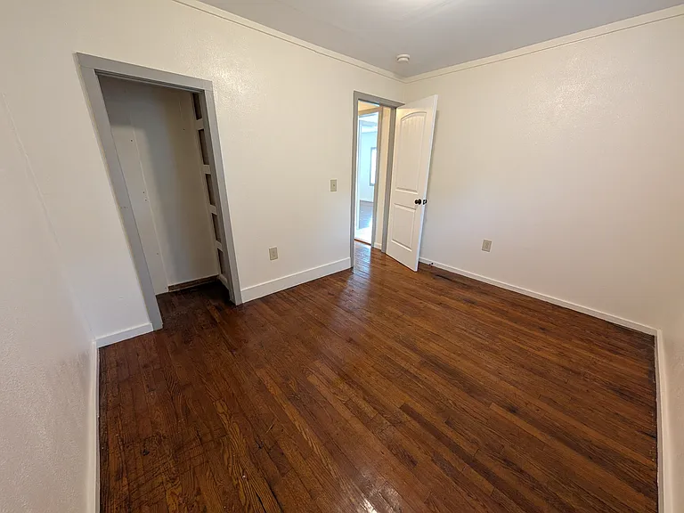 1318 W Huntsville Ave — Photo 33