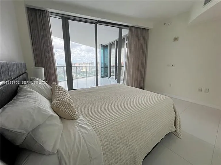 17121 Collins Ave #1905 — Photo 32