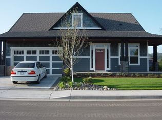 962 T St, Springfield, OR 97477