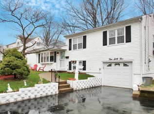 465 Crestwood Ave, Hackensack, NJ 07601