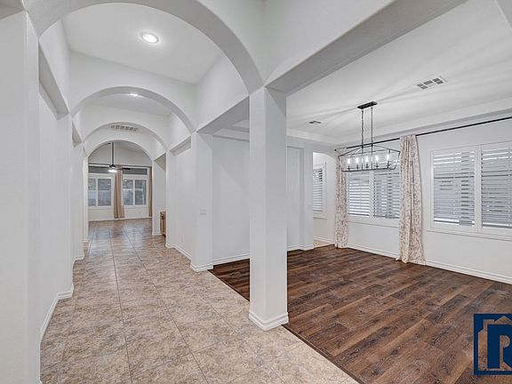 4th image of 5032 Crown Cypress St