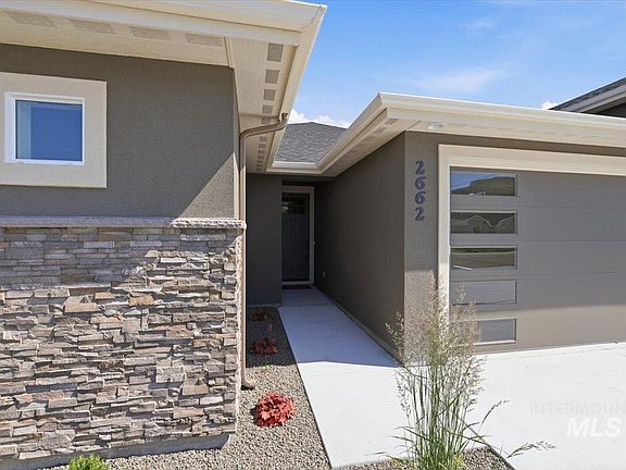 2nd image of 2662 Soulen Dr