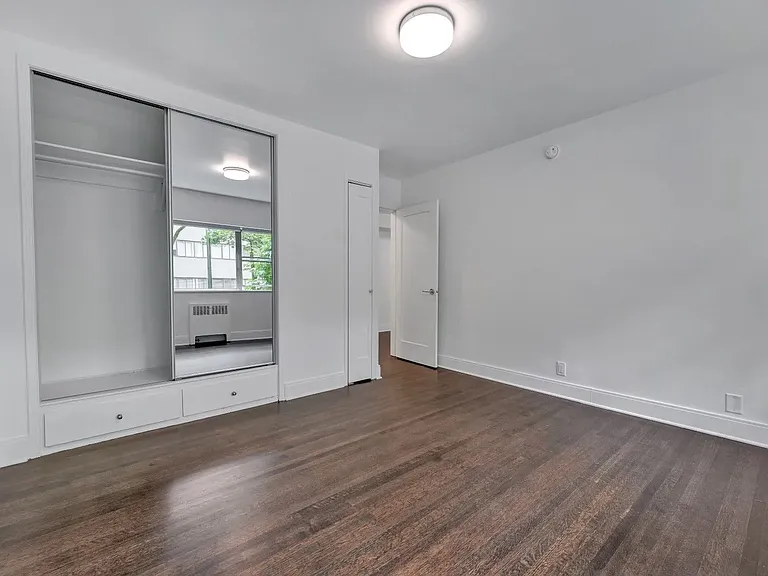 1371 Harwood St #301 — Photo 7