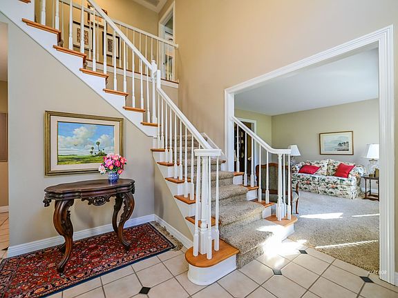 5th image of 7480 Ridgeview Cir