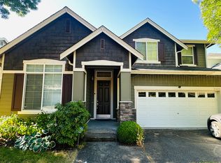 7625 NE 201st Pl, Kenmore, WA 98028