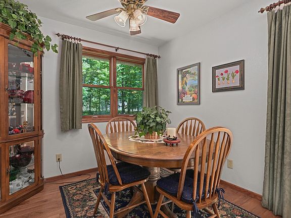 5th image of 7180 Maple North Dr