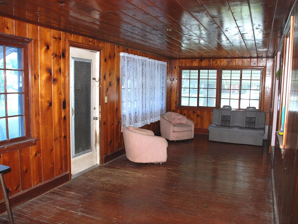 1st image of 153 Harborview Dr