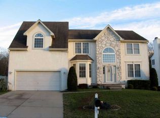 43 Bluestone Cir, Sicklerville, NJ 08081