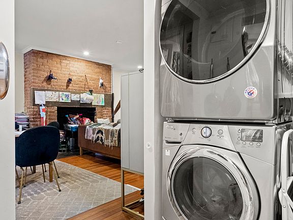 5th image of 113 W 11th St APT 1
