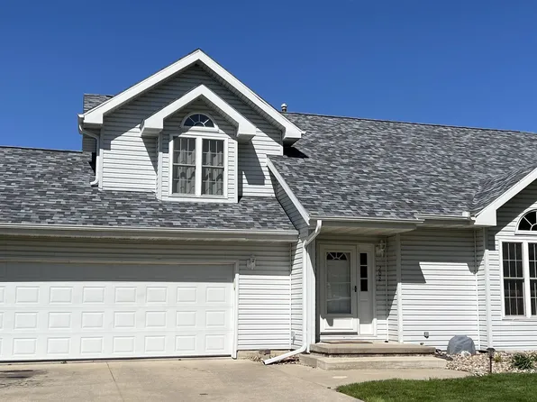 202 Country Club Dr, Osceola, IA 50213