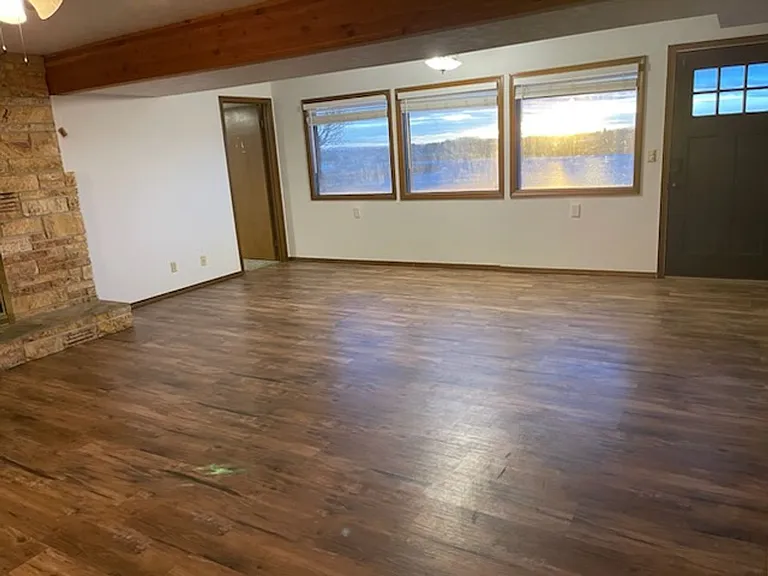 310 N Crestview Dr #B — Photo 5